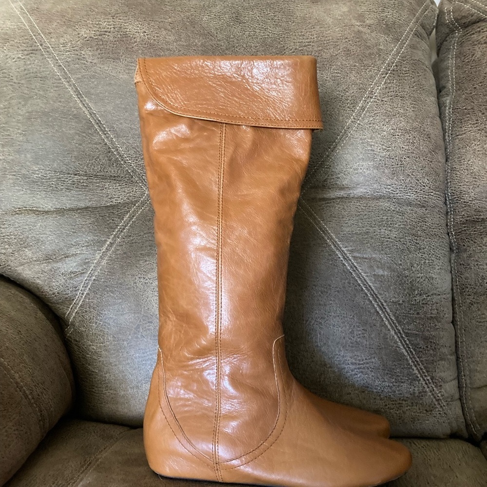 Vintage gently used dolce boots